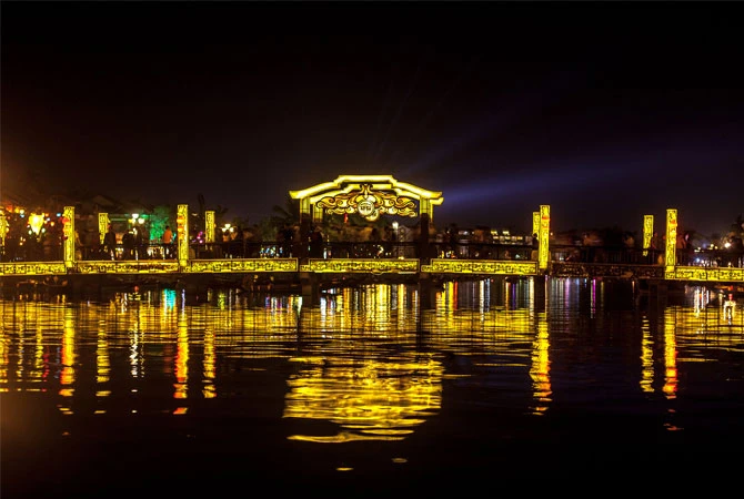 The special night of the old town