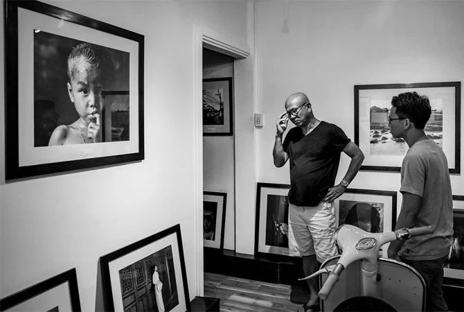 Browse in Long Thanh Gallery