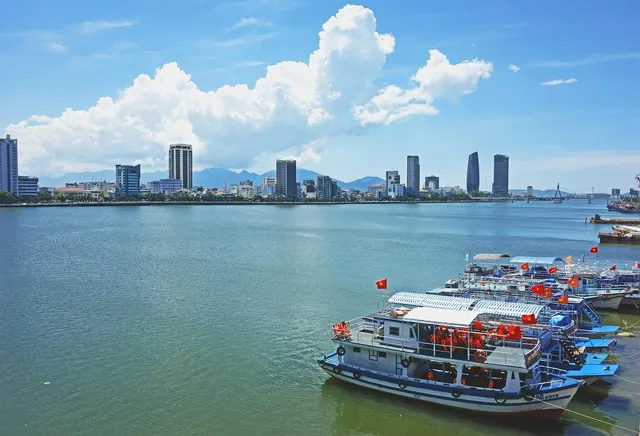 Danang City tour – Hoian town excursion